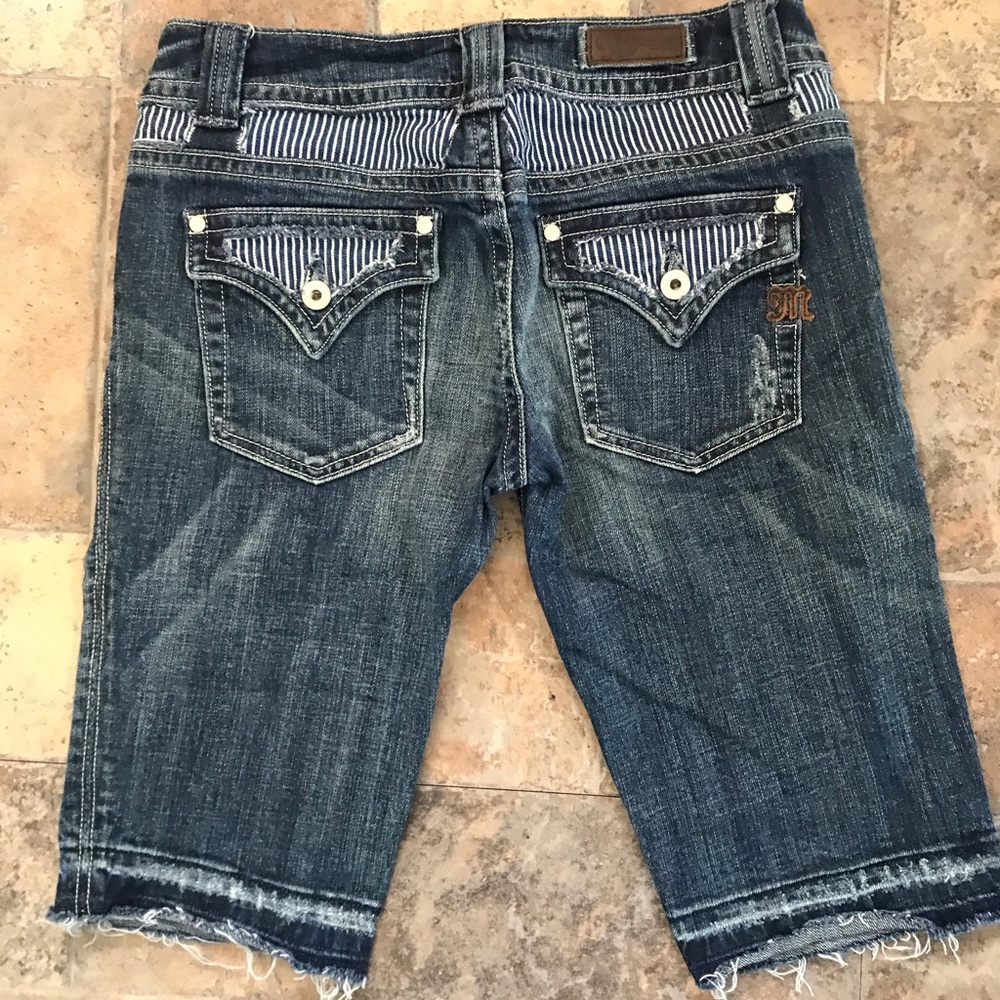 Miss Me shorts size 29